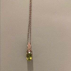 Elegant Avon   peridot Green Pendant Necklace.  (2012)
